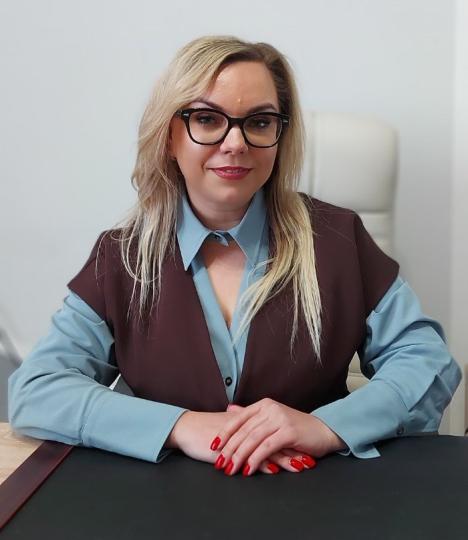 Олійник Олена Володимирівна