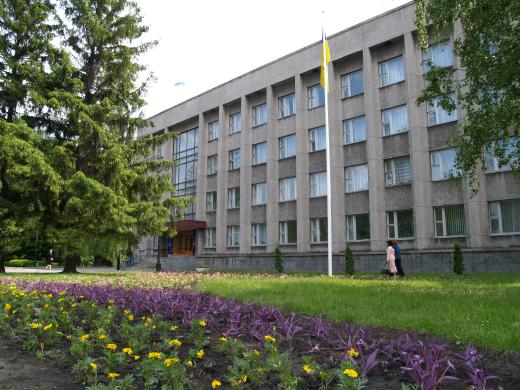 Перлини району