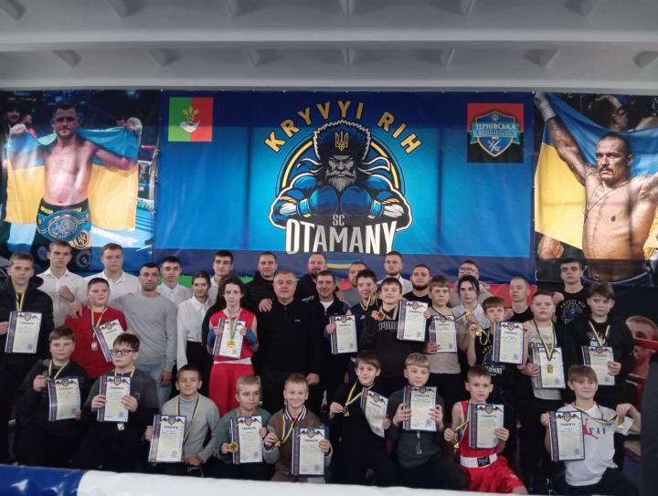 Сила, дух і пам`ять: турнір з боксу у Тернівському районі