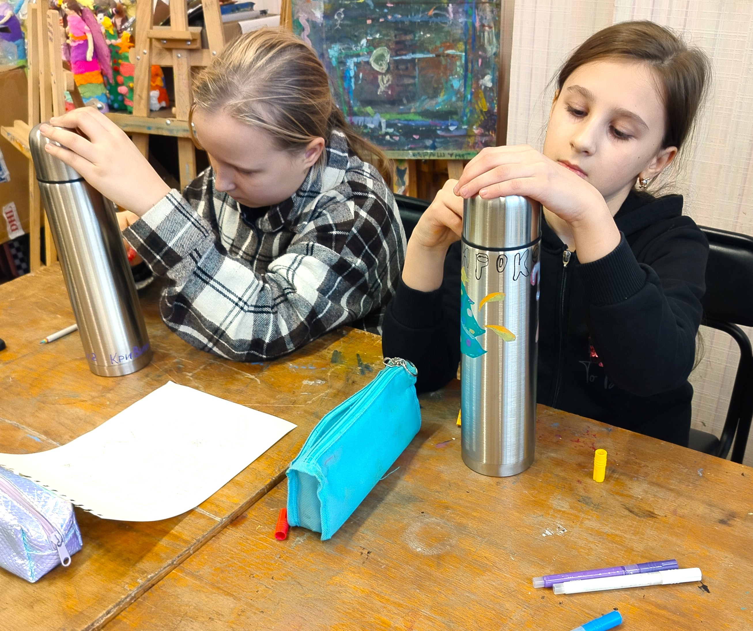 Учні Художньої школи №2 долучилися до акції «Тепло для Героїв»